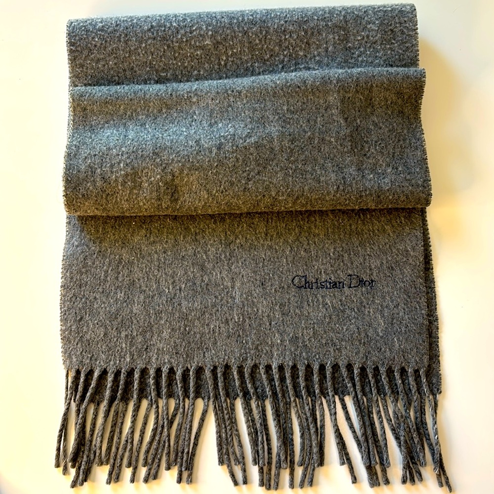 Christian Dior | Vintage Gray Cashmere Scarf unisex - Picture 3 of 7